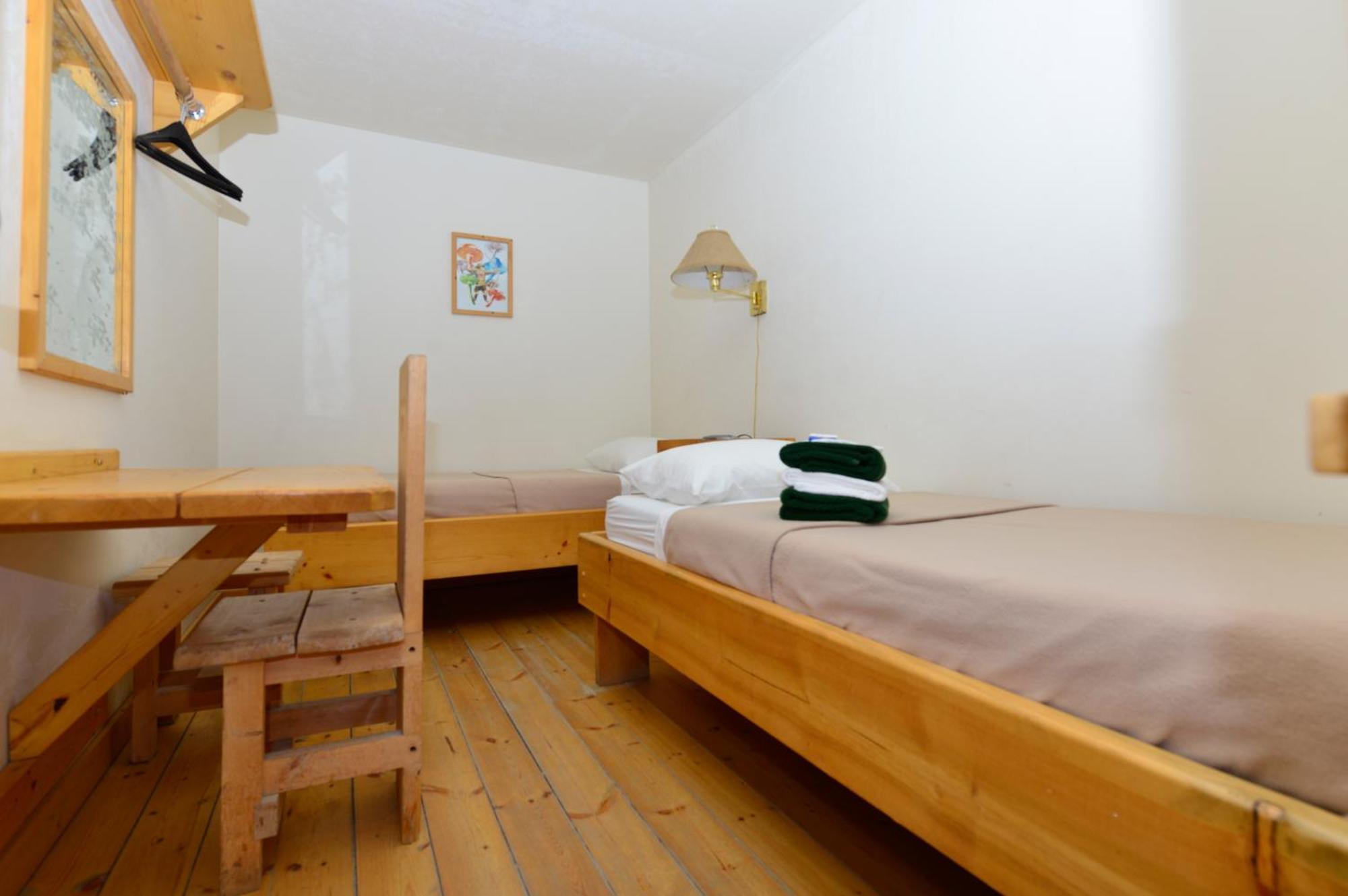 ホテル The Bunkhouse ドーソン・シティ 部屋 写真